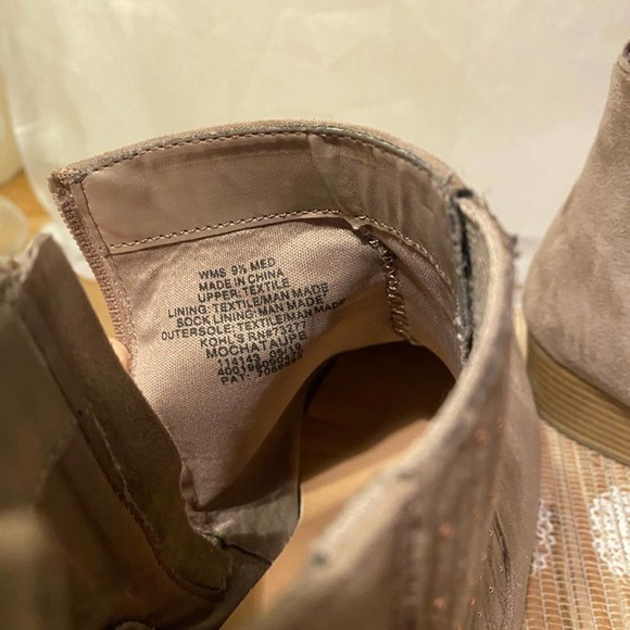 LC Lauren Conrad Mocha/Taupe Ankle Boots (Size 9&1/2) - Picture 8 of 13